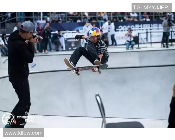 世界滑板锦标赛积分榜：南京滑板队以51分领跑